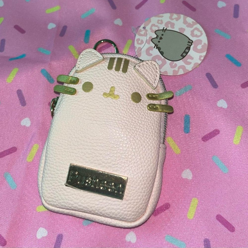 Small Pusheen Keychain Backpack
